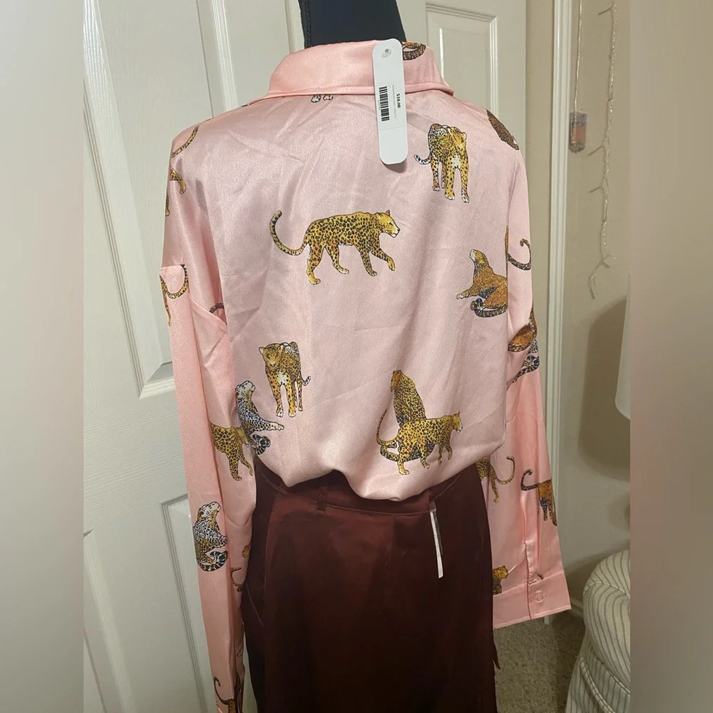 Mazik Pink and Black Leopard Top - Picture 5 of 6